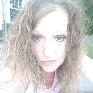 Meet your Posher, Tonya